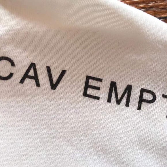 Cavermpt White Long-Sleeved Turtleneck Bottoming Shirt with Face Print - Picture 6 of 15